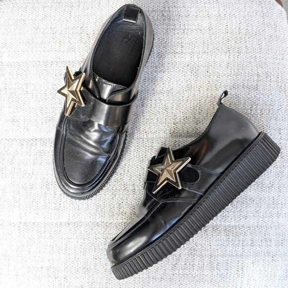 Red Valentino Black Leather Star Buckle Loafer Shoes, size EU38/US8 - Picture 1 of 7